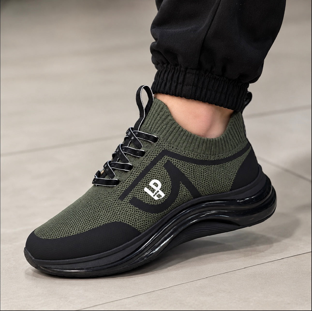 İTHAL TABAN %100 GERÇEK TRİKO SNEAKERS MODELİMİZ