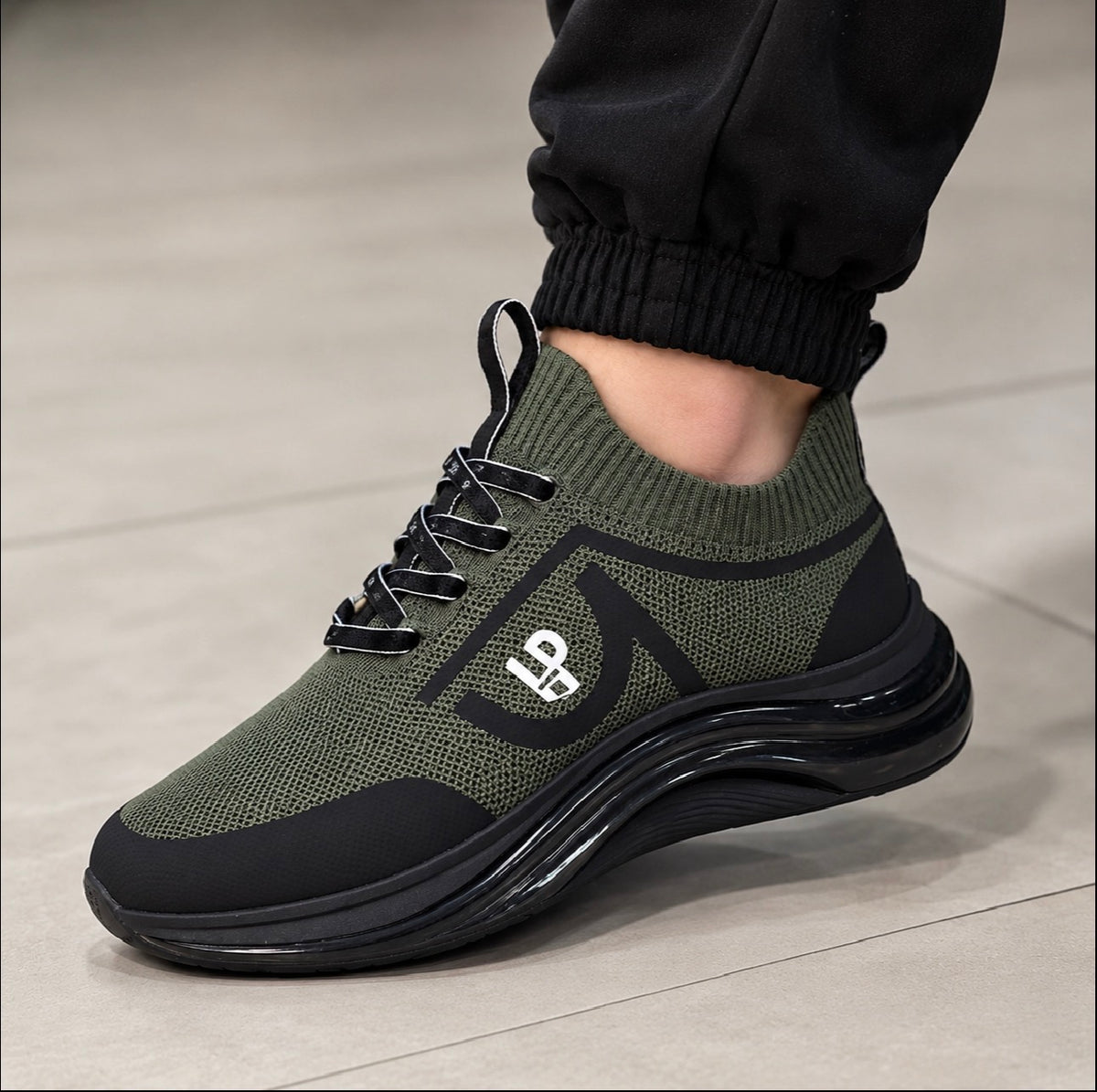 İTHAL TABAN  %100 GERÇEK TRİKO SNEAKERS MODELİMİZ