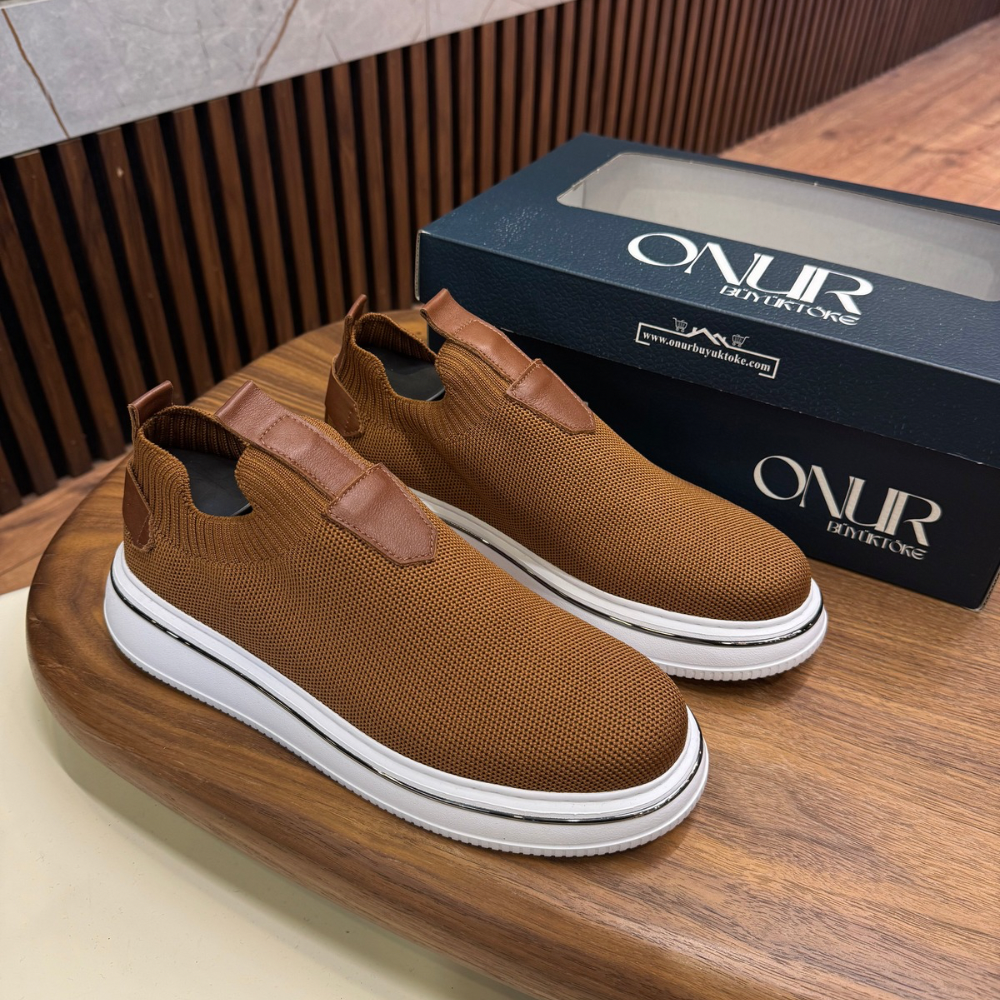 TAMAMEN EL İŞÇLİĞİ İLE %100 GERÇEK TRİKO SNEAKERS MODELİMİZ